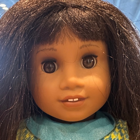 American Girl Doll - Melanie with Green Dress and Blue Shoes - Picture 2 of 5